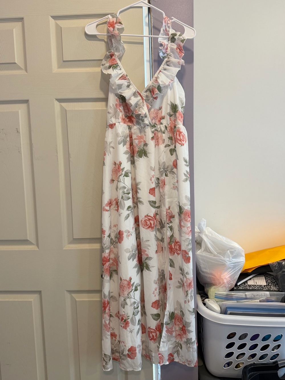 Cupshe White Floral Ruffle Strap Maxi Dress